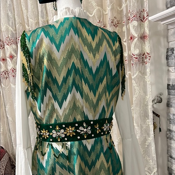 Hand made Embellished Green Vest with Gold beaded and rhinestones 3 pieces - Picture 6 of 14